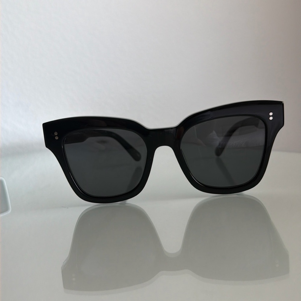 Chimi 07 Black Sunglasses - Picture 2 of 11